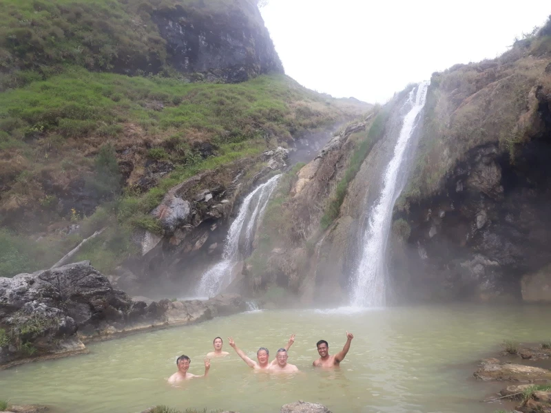 Hot Spring Water At Mount Rinjani Not Available This Season? Here Is The Facts!