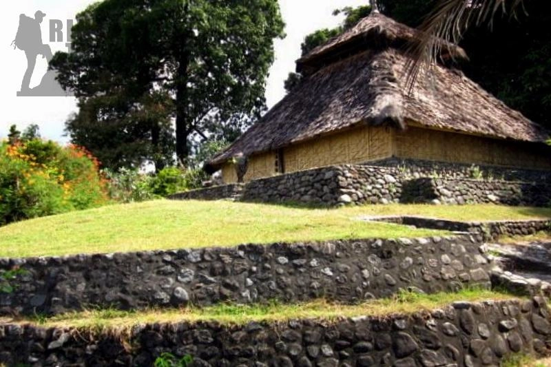 旧清真寺Bayan 塞纳鲁村要做的事情