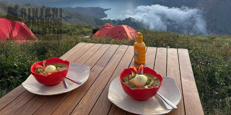 Dinner time at Crater Rim Sembalun Rinjani National Park by Anouk K
